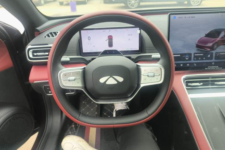 Used Chery Fulwin A9L 2025 Model, Four-Wheel Drive High-Energy Peak Edition Steering Wheel