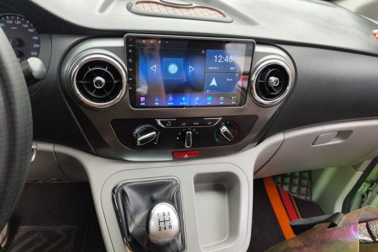 Used JAC Refine M3 2015 Maker Edition 1.6L Luxury Version Audio And AC Panel