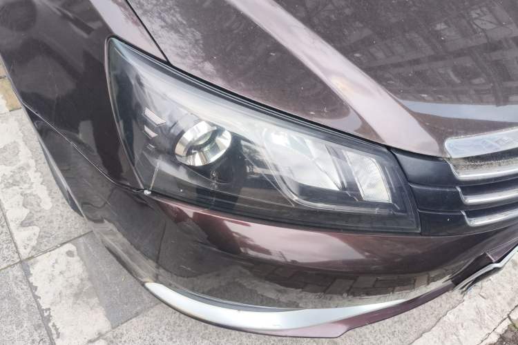 Used Geely Auto Emgrand 2015 Sedan 1.5L CVT Upward Version Right Front Headlight