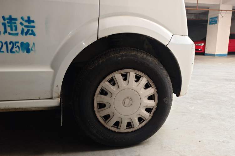 Used Dongfeng Xiaokang C37 2012 1.4L Entrepreneur II Type DK13-06 Right Front Wheel Hub