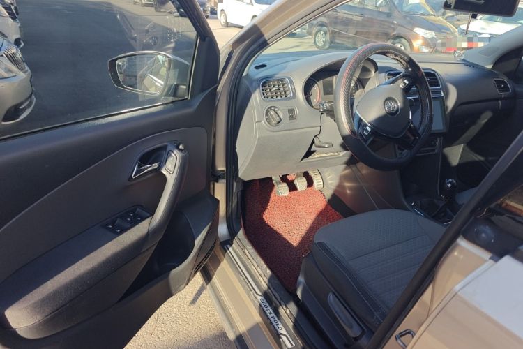 Used Volkswagen Polo 2014 1.6L Cross Polo Manual