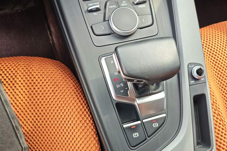 Used Audi A4L 2018 30th Anniversary Edition 40 TFSI Trendy Model