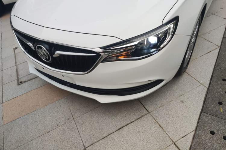 Used Buick GT 2021 Revised Version Flagship 1.5L Automatic Elite Edition Left Front Headlight