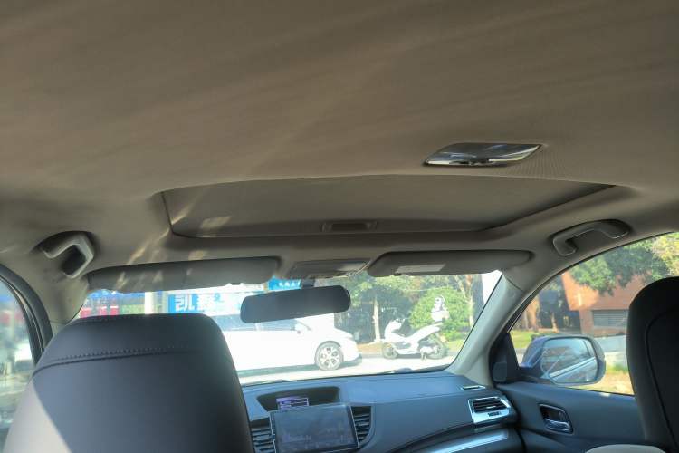 Used Honda CR-V 2015 2.0L two-wheel drive Fashion Edition
