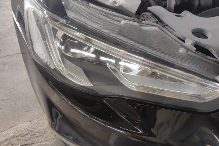 Used Mitsubishi Lancer EX 2015 1.8L CVT ZhiShang Edition China IV Standard