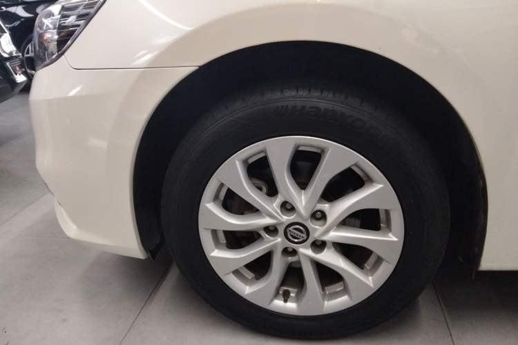 Used Nissan Sylphy 2019 1.6XV CVT Smart Connect Luxury Edition China VI Standard Left Front Wheel Hub