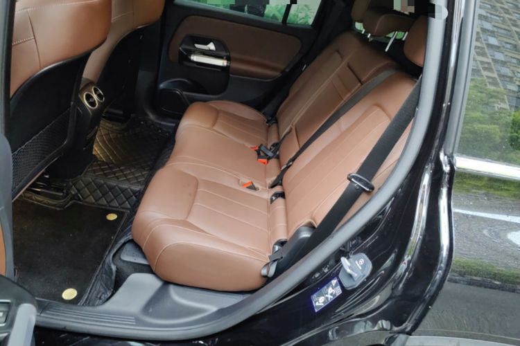 Used Mercedes-Benz GLB 2025 GLB 220 Sport Edition Left Rear Seat