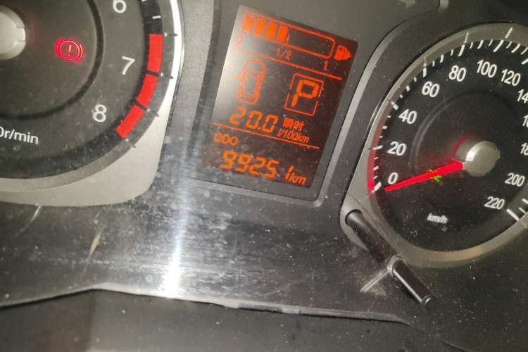 Used Venucia D50 2013 1.6L Automatic Fashion Edition
