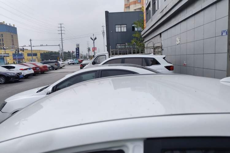 Used Changan Alsvin V5 2012 1.5L Manual Dream Edition
