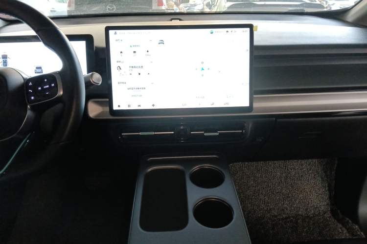 Used AION Y 2023 Younger Audio And AC Panel