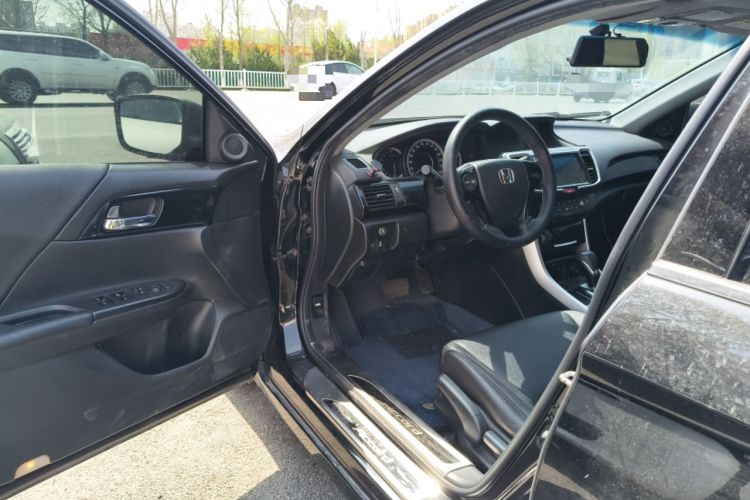 Used Honda Accord 2016 2.0L Comfort Edition
