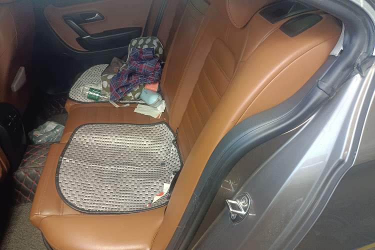 Used Volkswagen FAW-Volkswagen CC 2011 1.8TSI Luxury Model Left Rear Seat