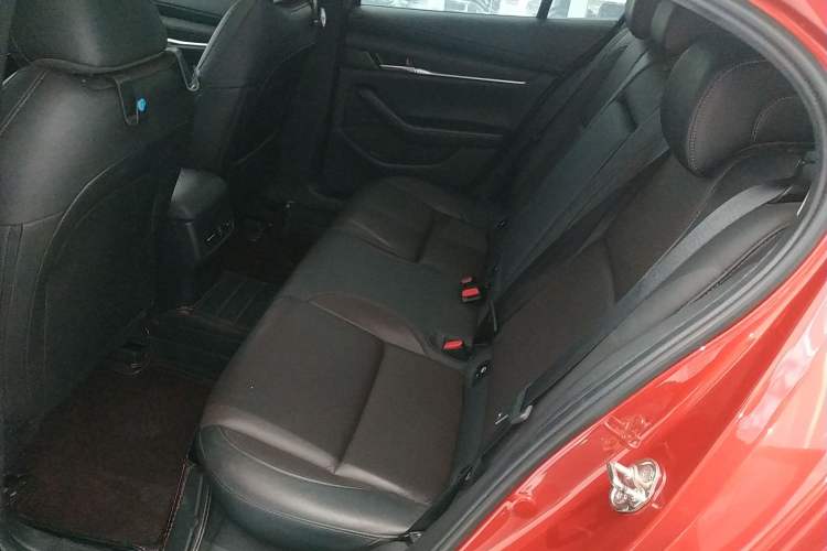 Used Mazda 3 Axela 2021 2.0L Automatic ZhiZun Edition Left Rear Seat