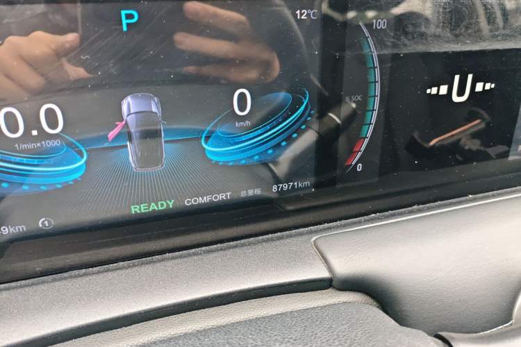 Used NETA U 2023 NETA U-Ⅱ 400 U Show Edition – Lithium Iron Phosphate
