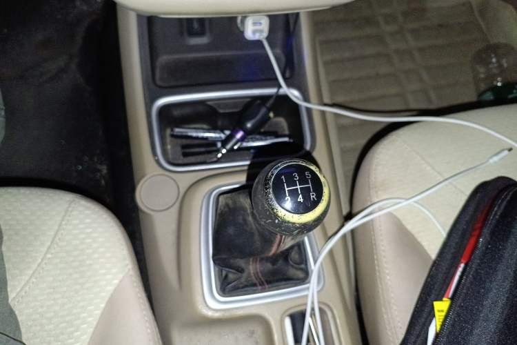 Used Jinbei 750 2016 1.5L Luxury Model
