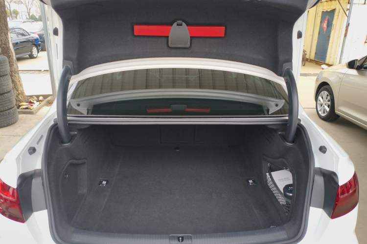 Used Audi A4L 2020 40 TFSI Fashion Dynamic Model Trunk