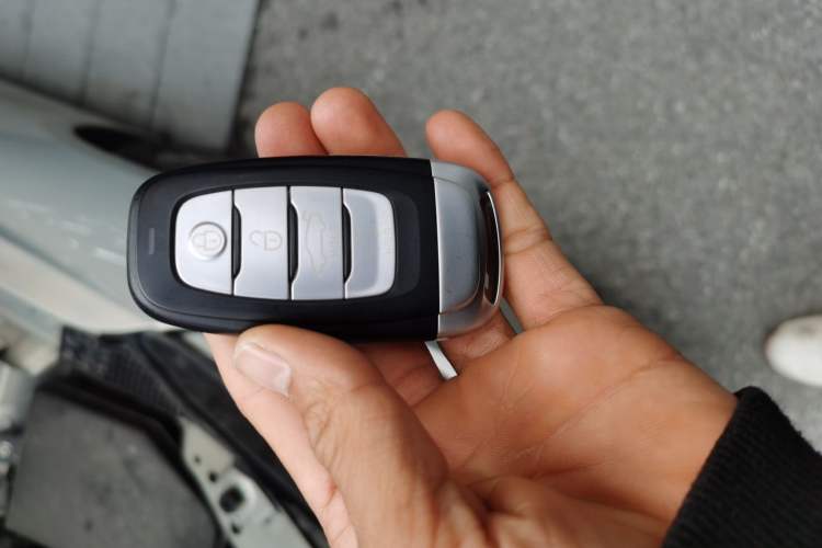 Used Hongqi H5 2020 1.8T Automatic Smart Connect Flagship Edition
