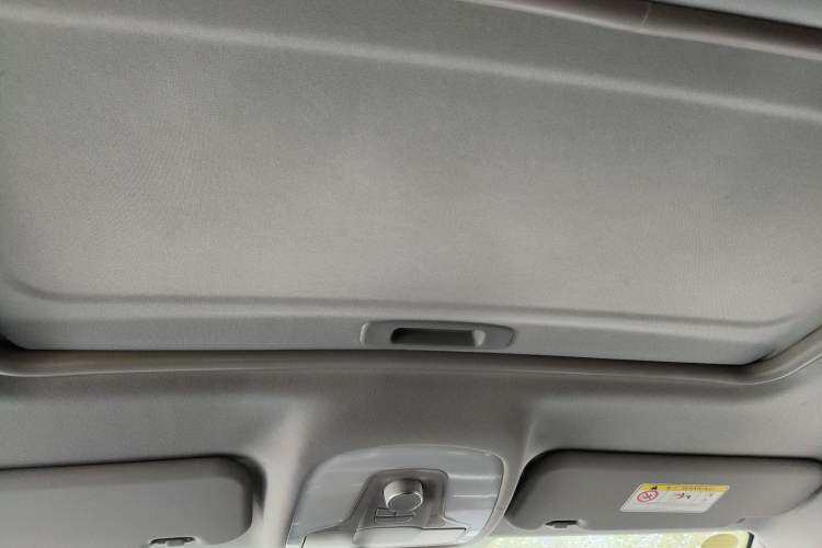 Used Cowin Xuanjie 2021 1.5L CVT Star Edition Headliner