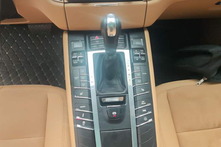 Used Porsche Macan 2017 Macan 2.0T