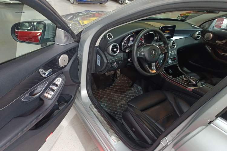 Used Mercedes-Benz C-Class 2017 Facelift C 180 Estate