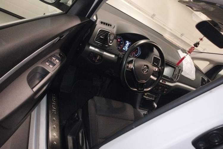 Used Volkswagen Sharan 2018 380TSI Comfort Edition 7-Seater