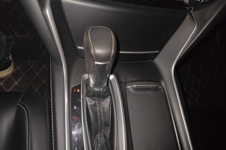 Used Honda Inspire 2019 260TURBO Elite Edition China V Standard Gear Lever