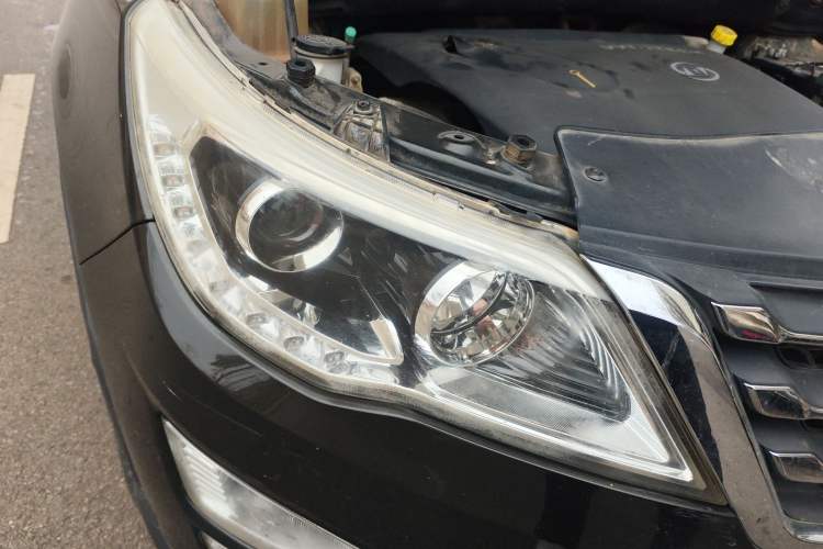 Used Baojun 560 2015 1.8L Manual Elite Edition
