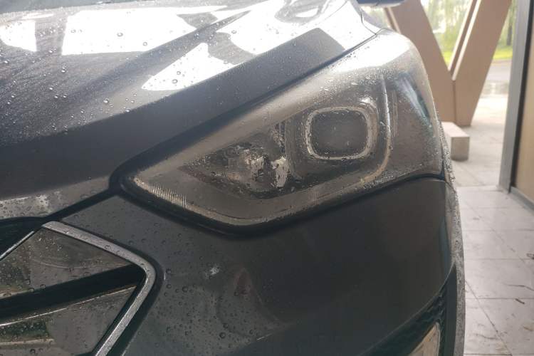 Used Hyundai Santa Fe Classic 2013 3.0L 4x4 Premium Edition 7-Seater Euro IV
