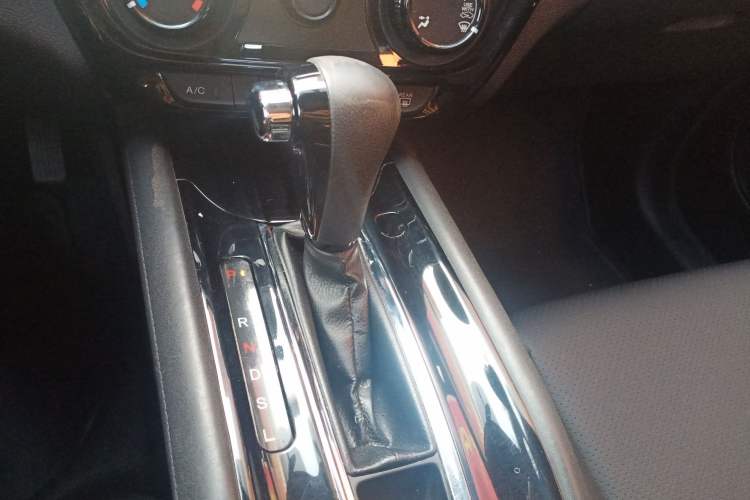 Used Honda Vezel 2017 1.5L CVT 2WD Comfort Model