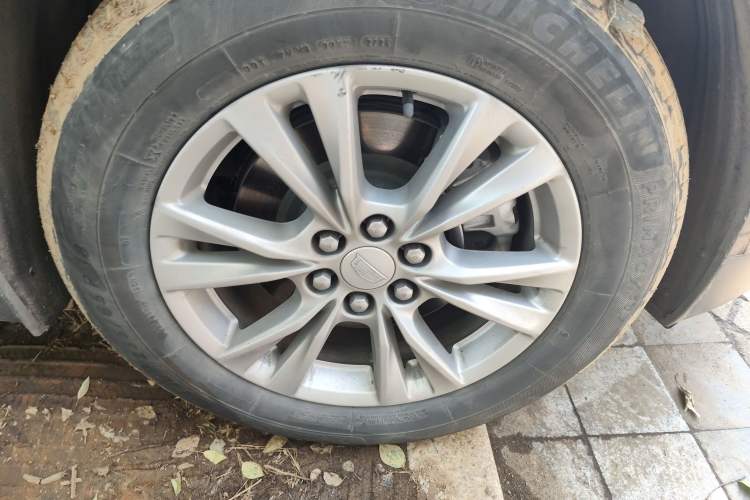 Used Cadillac XT5 2023 2.0T Two-Wheel-Drive Fashion Edition