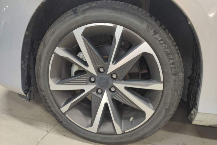 Used AION S Plus 2022 80 Tech Edition Left Front Wheel Hub