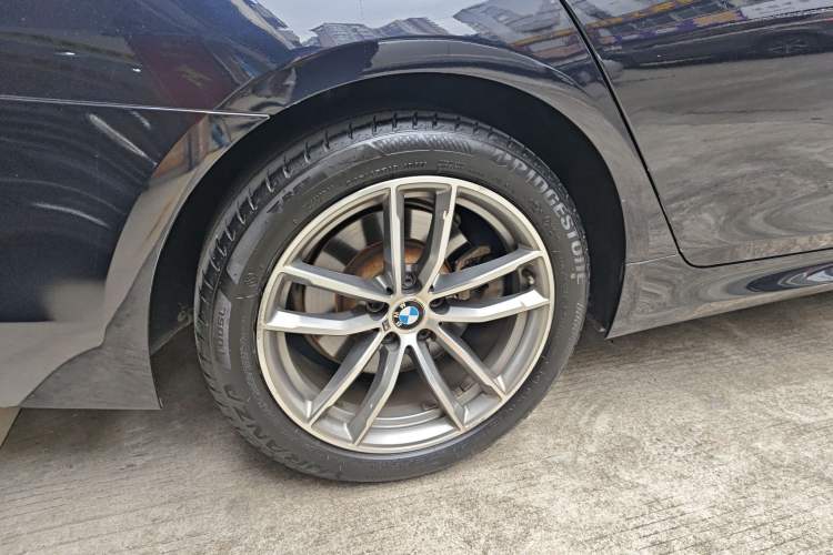 Used BMW 5 Series 2019 525Li M Sport Package