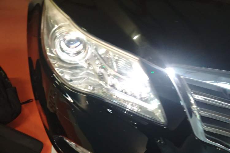 Used Roewe 950 2012 3.0L Flagship Edition
