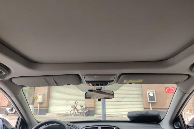 Used Honda CR-V 2019 Brilliant Edition Plus 240TURBO CVT Two-Wheel Drive Fashion Version China VI Emission Standard Headliner