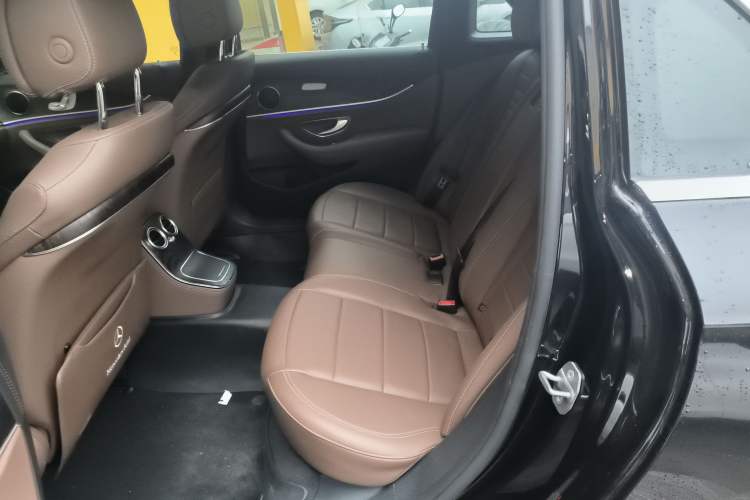 Used Mercedes-Benz E-Class New Energy 2023 E 350 e L Plug-in Hybrid Sports Sedan