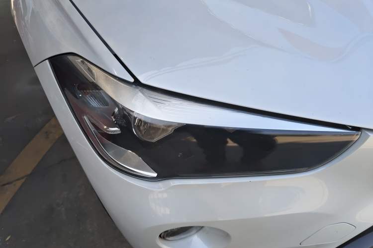 Used BMW X1 2016 sDrive18Li Fashion Model Right Front Headlight