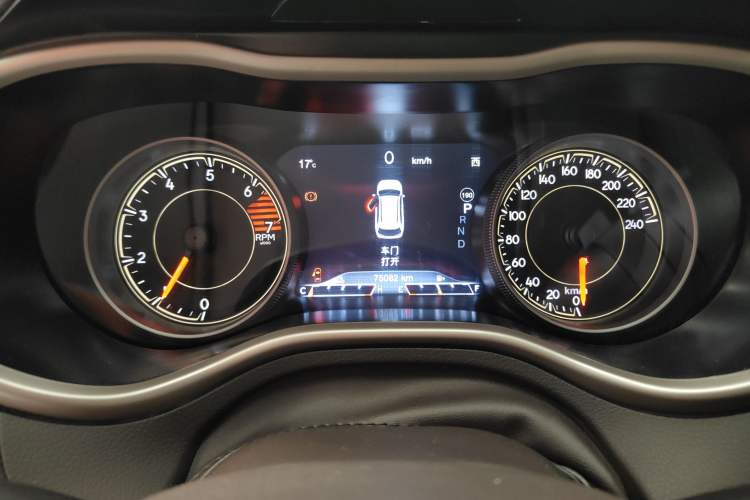 Used Jeep Cherokee 2017 2.0L Superior Edition
