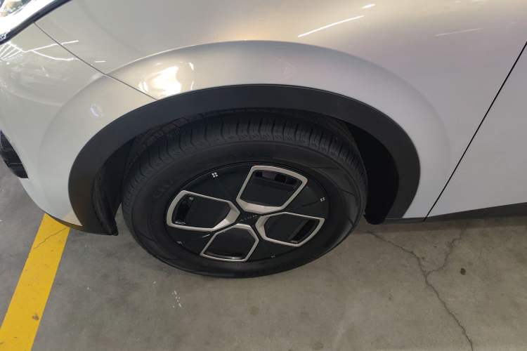 Used AION UT 2025 330 Starlight Edition