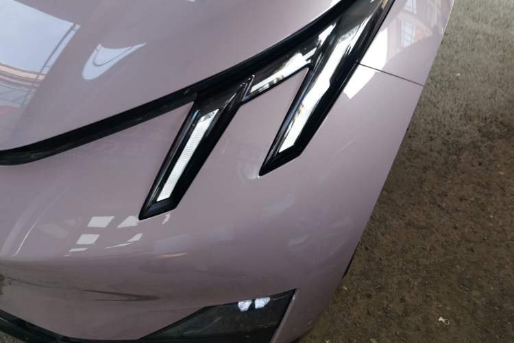 Used Lynk & Co Z20 2025 530 km Range Rear-Wheel Drive Max
