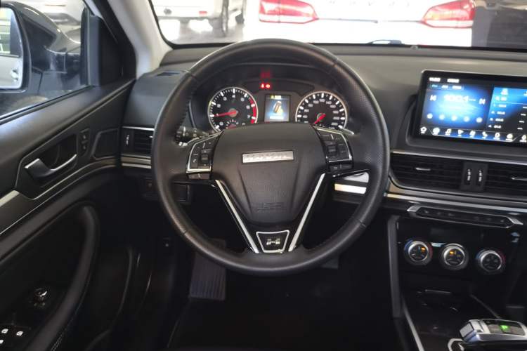 Used Haval H6 2021 Sport Edition 1.5T Automatic Elite Smart Connectivity Model U-Shape Grille
