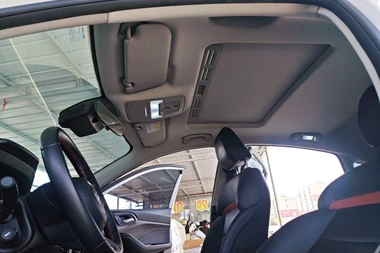 Used MG 5 2022 180 DVVT CVT Youth Flagship Edition Headliner