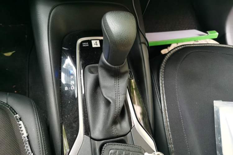 Used Toyota Corolla 2021 Dual-Motor 1.8L E-CVT Elite Edition