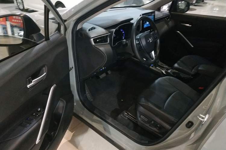 Used Toyota Corolla Cross 2022 2.0L Flagship Edition
