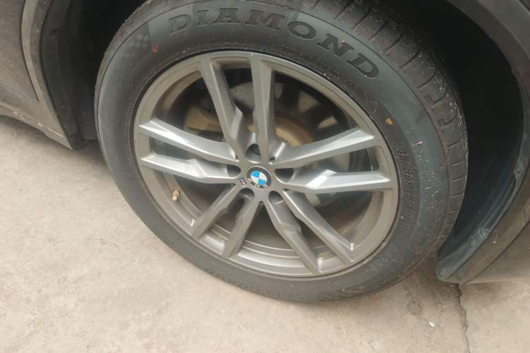 Used BMW X3 2019 xDrive28i M Sport Package Right Front Wheel Hub