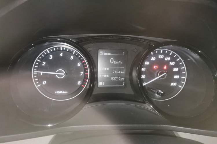 Used Wuling Hongguang PLUS 2019 1.5T Manual Comfort Version 7 Seats Instrument Cluster