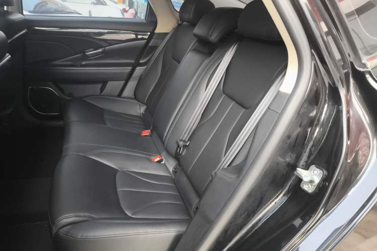 Used Geely Auto Emgrand GT 2015 2.4L Comfort Model Left Rear Seat