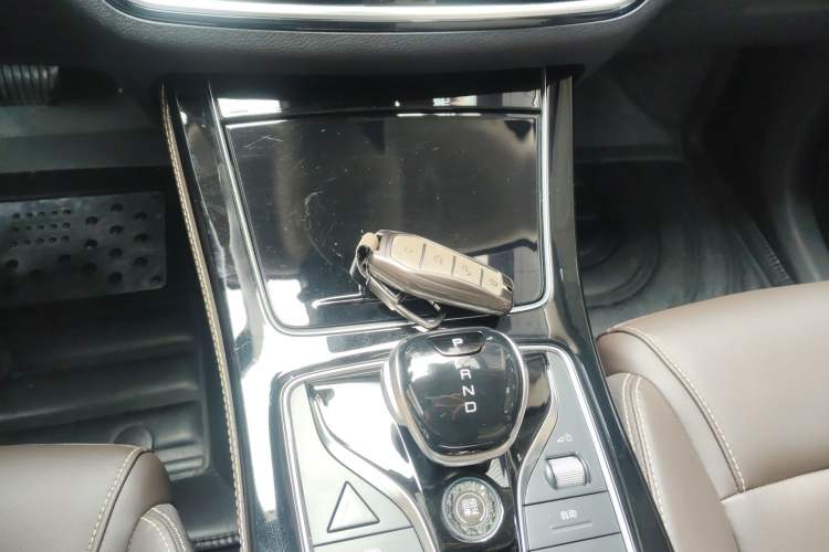 Used BYD Song MAX New Energy 2022 DM-i 105KM Flagship Model Gear Lever