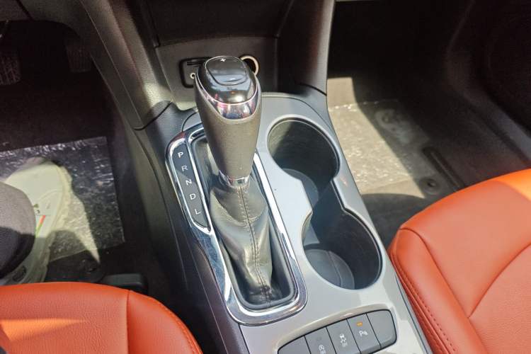 Used Chevrolet Cruze 2017 1.5L Hatchback Automatic Xuanfeng Edition