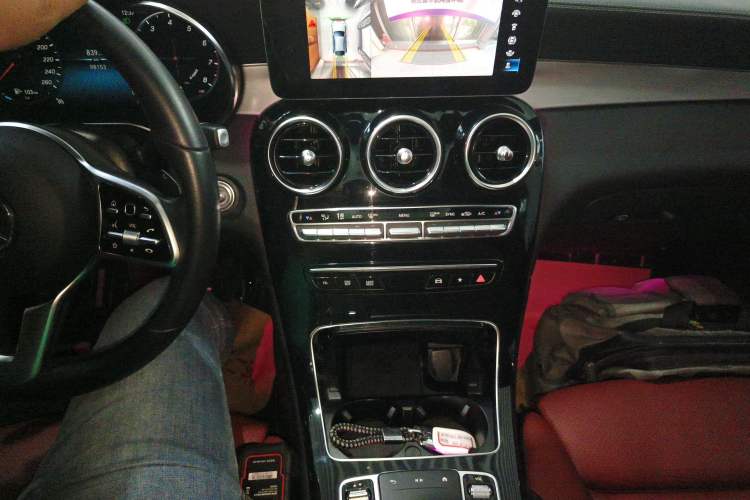 Used Mercedes-Benz GLC Coupe 2021 GLC 260 4MATIC Coupe SUV Gear Lever