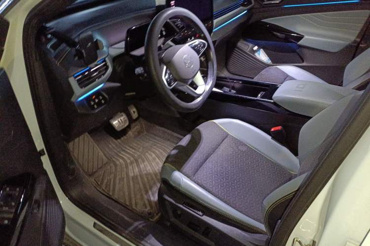 Used Volkswagen ID.4 X 2021 Pro Smart Long-Range Edition Driver Seat